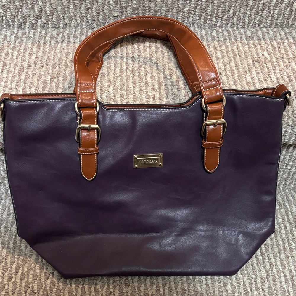 Shoulder bag